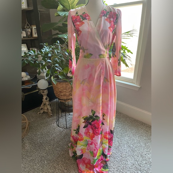 Boston Proper Dresses & Skirts - Boston Proper Watercolor Floral Print Maxi dress in SZ S NWT